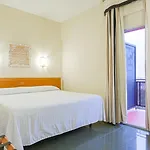 Hotel Zeus 3*
