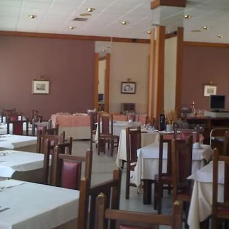 Zeus Hotel