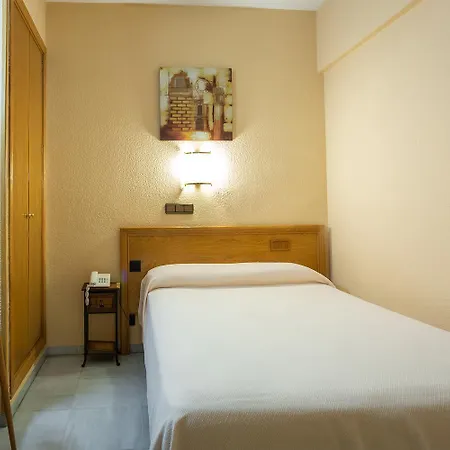 Zeus 3* Mérida