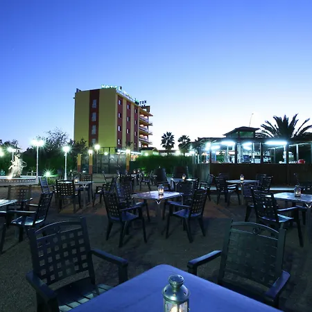 Zeus Hotel
