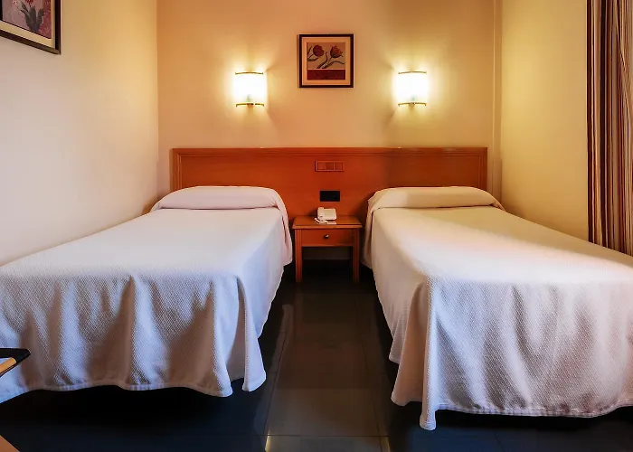 Zeus Отель Мерида