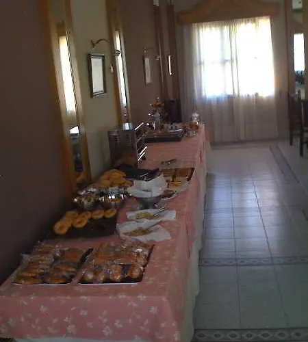 Отель Zeus Мерида